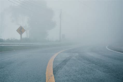 Driving in fog | Free Stock Image - Barnimages