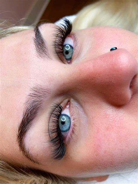 Get Beautiful & Long-Lasting Eyelash Extensions—How? - Lashboutiquefl