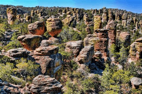 18 National Parks in New Mexico including National Monuments