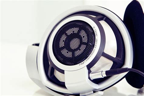 Sennheiser HD 800 Headphones | Reviews | Headphone Reviews and ...