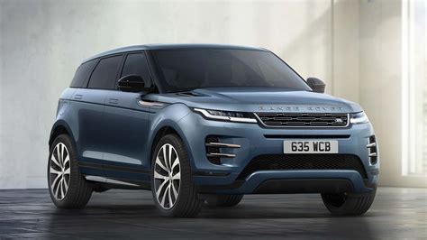 2024 Range Rover Evoque Debuts: New Lights, More Cameras, Curved ...