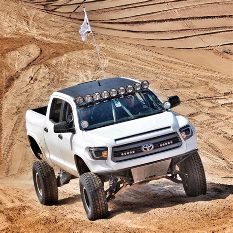 Long travel Tundra Jumping in the desert | Toyota tundra, Tundra truck ...