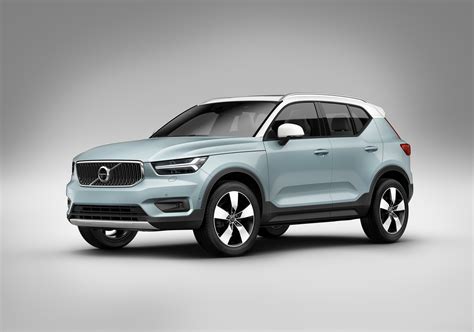 Volvo XC40, foto e dati ufficiali del nuovo SUV compatto - QN Motori