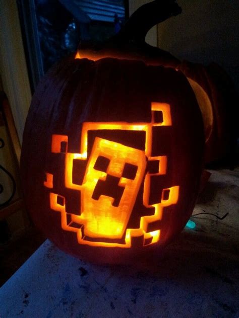 Minecraft pumpkin | Pumpkin carving, Halloween pumpkin carving stencils ...