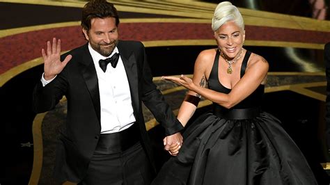 Oscars 2019: Bradley Cooper and Lady Gaga perform 'Shallow' from 'A ...