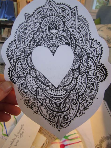 heart doodle | Heart doodle, Doodle inspiration, Doodles zentangles