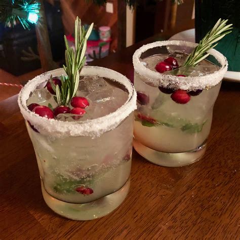 Christmas Cocktails | Festival Foods Blog