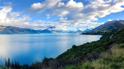 Lake Wakatipu, New Zealand [OC] [5077x2856] : r/EarthPorn