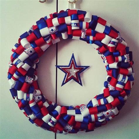 Cool wreaths for Memorial or Labor Day - family holiday.net/guide to ...