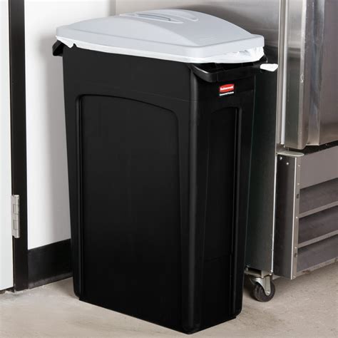 Rubbermaid Slim Jim 92 Qt. / 23 Gallon Black Rectangular Trash Can with ...