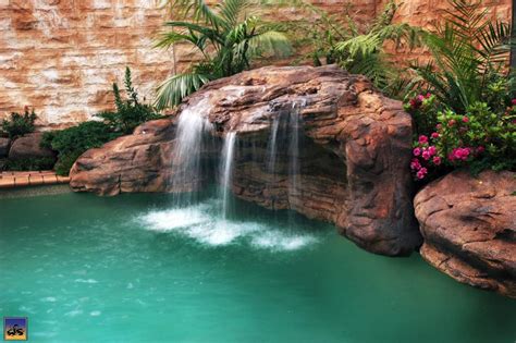 Universal Rocks Melbourne, Sydney, Brisbane - Swimming Pool Waterfalls