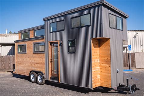 TINY HOUSE TOWN: Contemporary California Tiny House