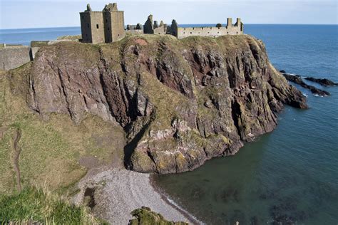 Tarryn Liddell Photography: Dunnottar Castle - A fortress of memories