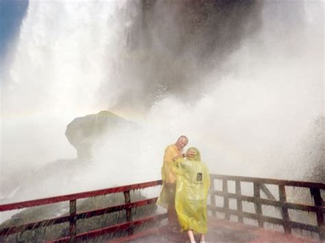 Cave of The Winds Niagara Falls - Hellotickets