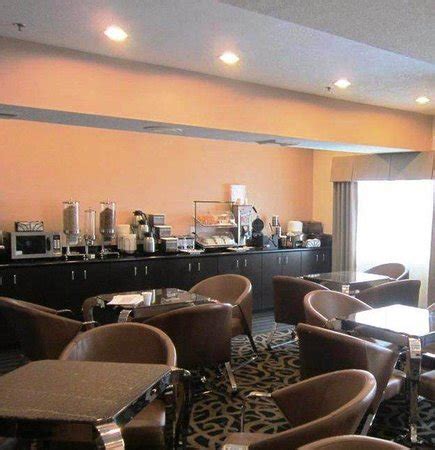 Best Western Plus Wendover Inn - UPDATED 2017 Prices & Hotel Reviews ...