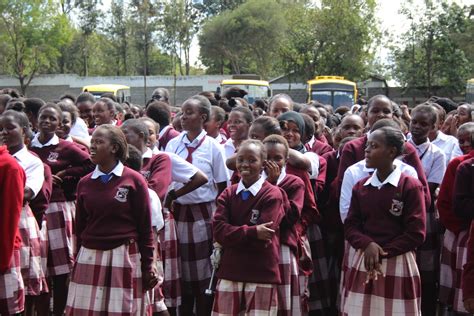 REUSABLE SANITARY TOWELS FOR AYANY PRIMARY SCHOOL IN KIBERA OR SHINERS ...