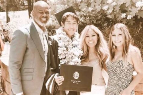 Brian McKnight's Wife Leilani Malia Mendoza Is His Second Marriage ...