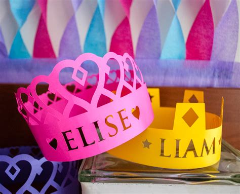 10 Personalized King Crown Party Favor - glwec.in