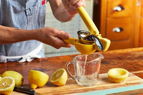 Best Citrus Juicer - Chefn Juicer Review | The Kitchn