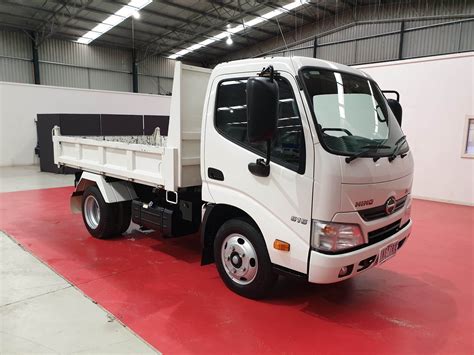 2017 HINO 616 - 300 SERIES AUTOMATIC TIPPER - JTFD5039133 - JUST TRUCKS