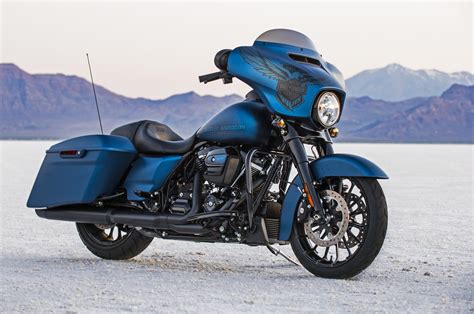 2018 Harley-Davidson Street Glide Special 115th Anniversary Review ...