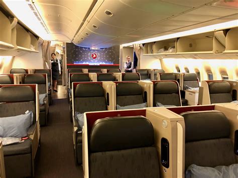 First Impressions of Turkish Airlines 777-300ER Business Class - Live ...