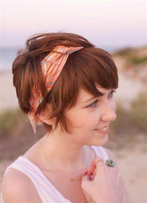 20 Photos Short Haircuts with Headbands