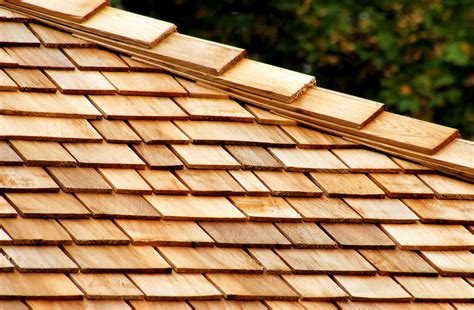 Menlo Park, CA Roofing Expert: Tips for Longer-Lasting Wood Shingles