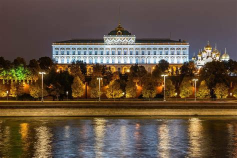 A majestic visit to the Grand Kremlin Palace | Walks With Folks