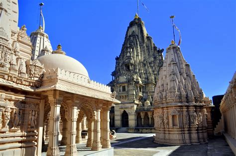 Palitana: Things to do at the historical Jain temples in Gujarat