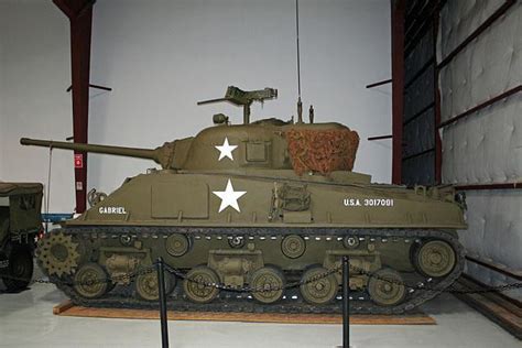 An M51 Super Sherman modified to look like a WW2 Sherman : r/ShermanMuseum