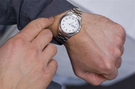 Why Do Some People Wear Wrist Watches? - The Watch Buyers Group