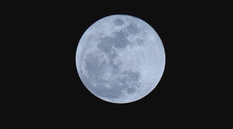 Tips for Photograping the Moon | Nikon