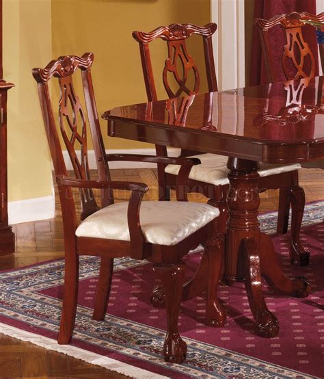 Cherry Finish Traditional Dining Room w/Pedestal Table