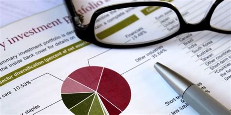 How to Pick the Right Funds for Your Portfolio | HBS Online