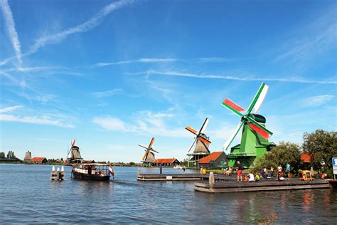 Zaanse Schans Windmills: Day-Trip from Amsterdam | Green and Turquoise