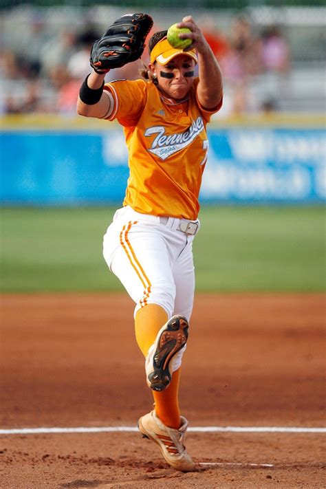 The 11 best college softball pitchers of all time | NCAA.com