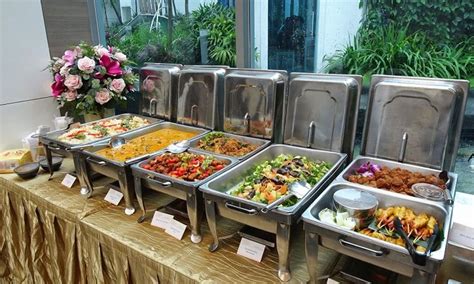 6 Outstanding Tips for How to Start a Catering Business | Wedding ...