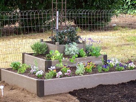 16 Modern and Cool Raised Garden Bed Ideas