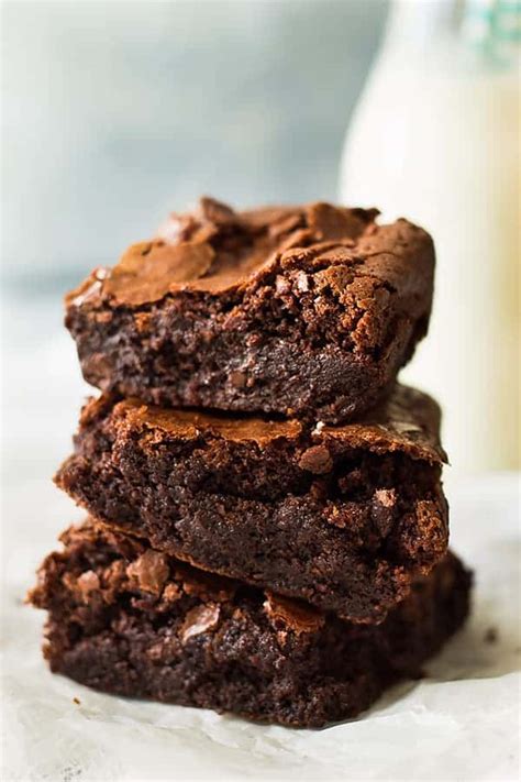 Homemade Chewy Brownies - Countryside Cravings