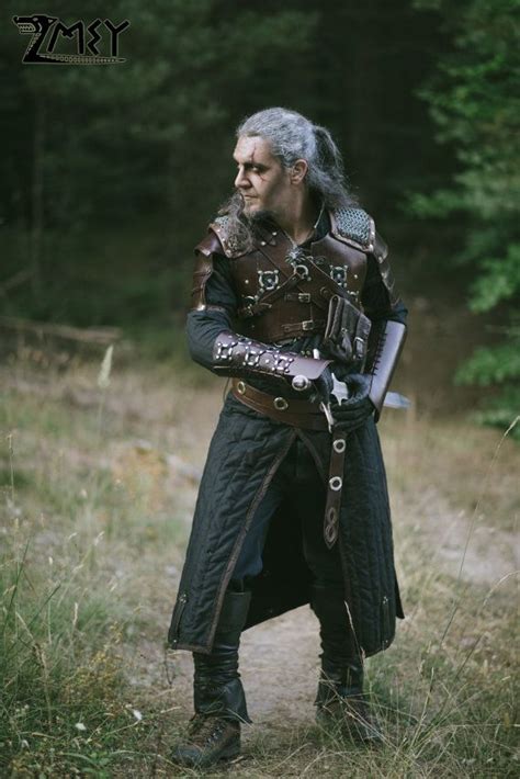 The Witcher Gambeson - Geralt Cosplay Costume. Witcher 3 Wild Hunt Bear ...