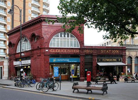 Gloucester Road Underground station | Leslie Green, 1906 | bowroaduk ...