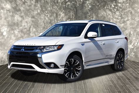 New 2018 Mitsubishi Outlander PHEV SEL Sport Utility in Portage #18597 ...