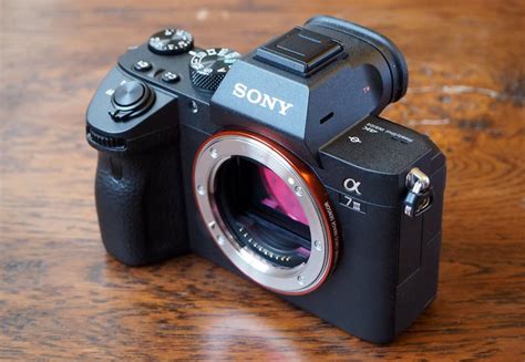 Top 14 Best Full-Frame Mirrorless Cameras 2020 - GearOpen.com