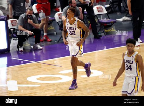 LSU forward Shareef O'Neal (32) reacts in the first half of an NCAA ...