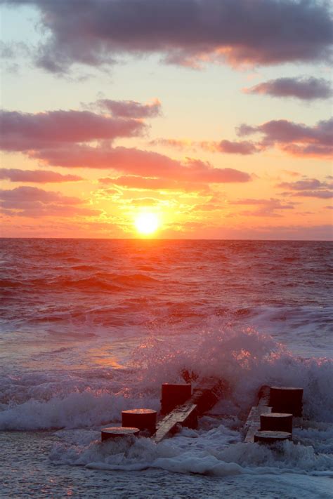 Wordless Wednesday: Rehoboth Beach Sunrise | Pieces of a Mom