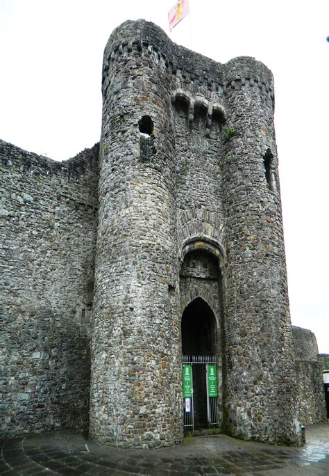 Carmarthen Castle | castle-finders.co.uk