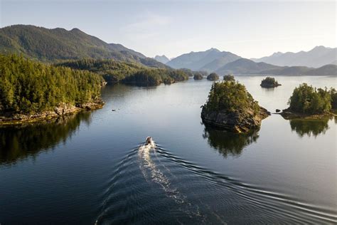 Western Canada: Mountains, Lakes and Coastal Lodges - Landsby