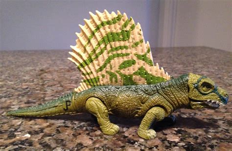 Dimetrodon (Jurassic Park: Dinosaurs by Kenner) – Dinosaur Toy Blog