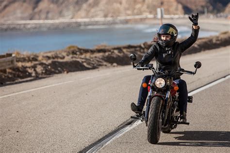 Best Motorcycle For Riding Across The Country | Reviewmotors.co